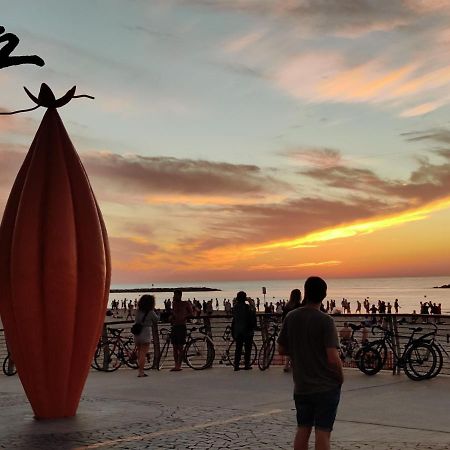 Central Stay Tlv Beachfront Tel Aviv Ngoại thất bức ảnh