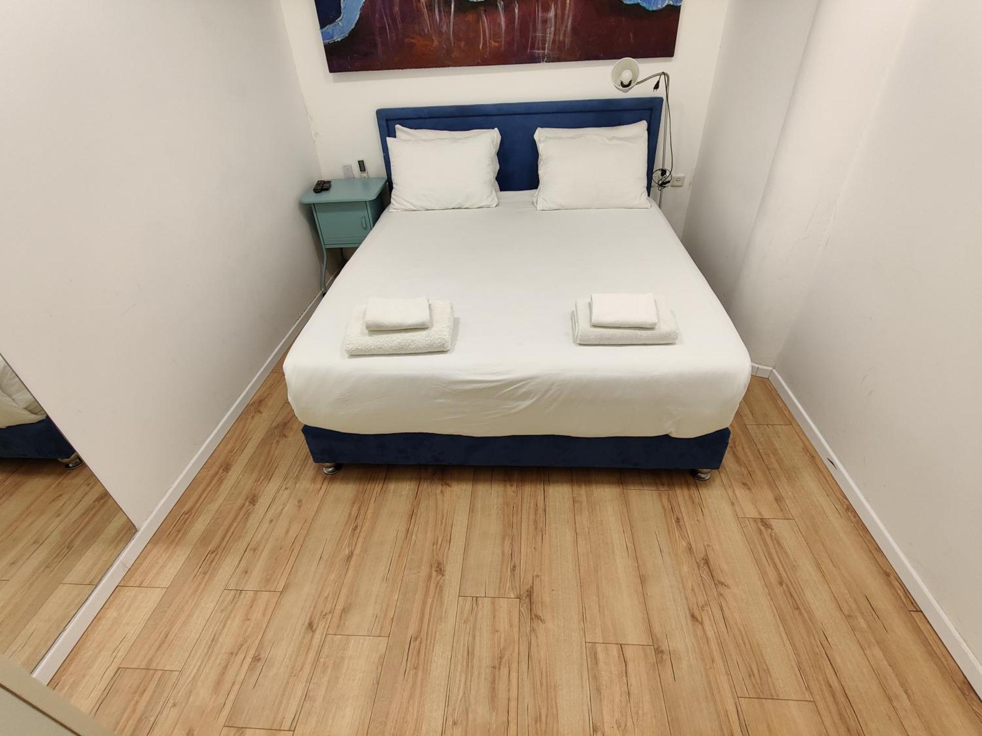 Central Stay Tlv Beachfront Tel Aviv Phòng bức ảnh